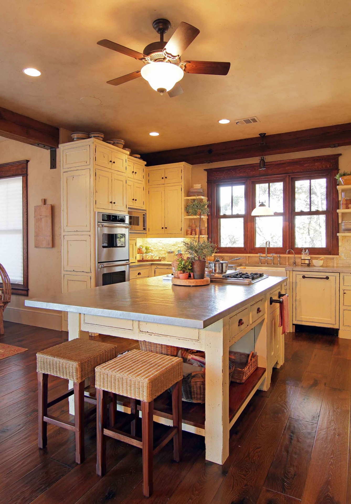LVD6108_Kitchen-4